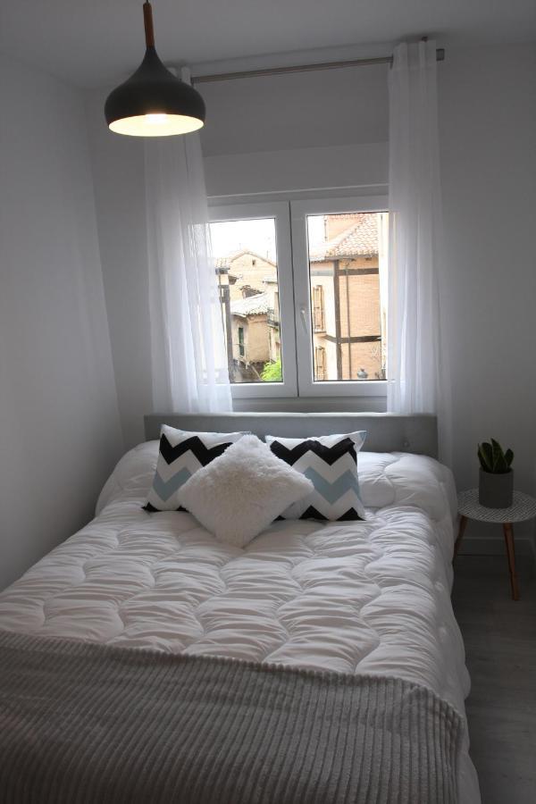 Apartament Edificio Privado Con Terraza Haro Zewnętrze zdjęcie